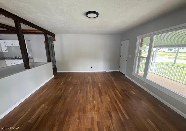 2nd image of 972 Nw Southern Blvd, Warren, OH 44485 | MLS# 5223004