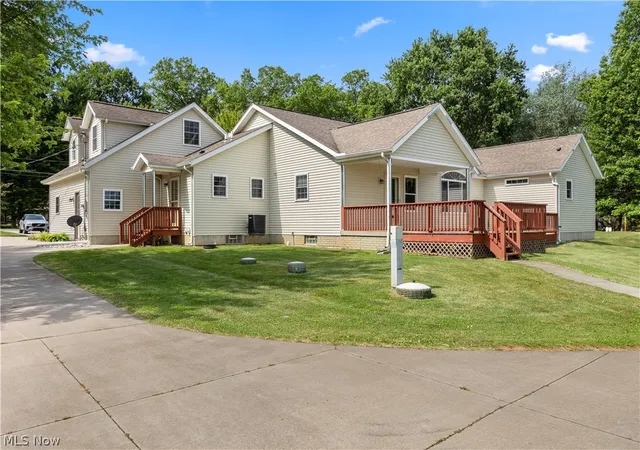 Homes for sale in Vermilion, OH | 14617 Kneisel Rd, Vermilion, OH 44089 | MLS# 5221771