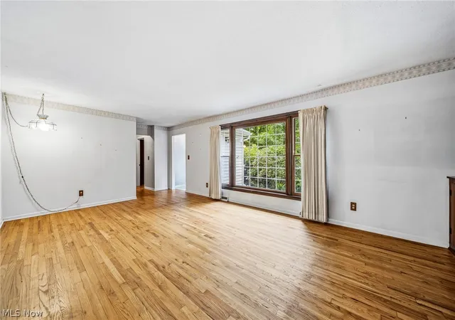 5th image of 11565 Wilbert Rd, Chardon, OH 44024 | MLS# 5213752