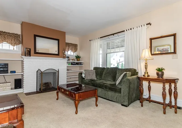 Homes for sale in Garfield Heights, OH | 9815 Parkview Ave, Garfield Heights, OH 44125 | MLS# 5218941