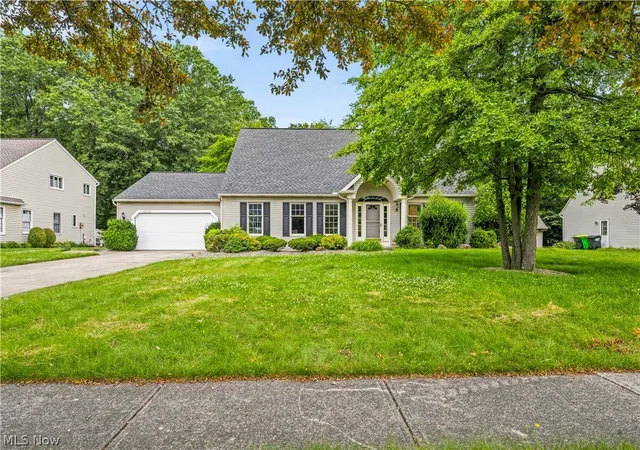 Homes for sale in Avon Lake, OH | 32336 Redwood Blvd, Avon Lake, OH 44012 | MLS# 5223065