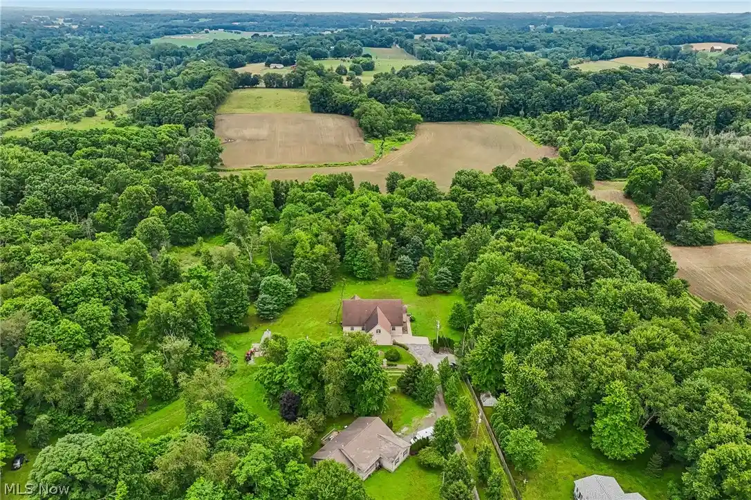 Single family home for sale at 38875 Old State Route 344, Leetonia, OH 44431 | MLS# 5223040