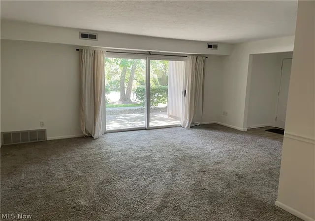 5th image of 7087 Vlg Dr, Concord Township, OH 44060