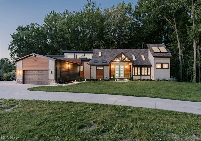 Photo 2 of Single family home for sale at 27070 Bagley Rd, Olmsted Twp, OH 44138 | MLS# 5222179 | Listing updated on 2026-09-25
