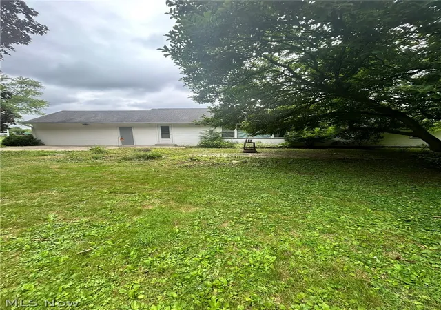 4th image of 2569 Johnnycake Rd Se, Warren, OH 44484 | MLS# 5222985