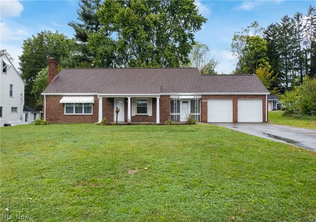 1st image of 1720 Lincoln Wy E, Massillon, OH 44646 | MLS# 5223138