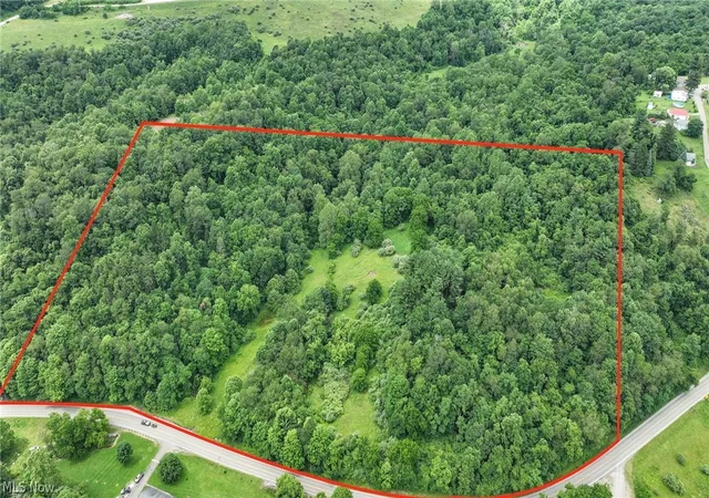 1st image of 147 W Leatherwood Pike, Barnesville, OH 43713 | MLS# 5223146