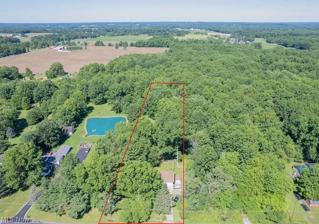 Photo 2 of Sale Pending at 1195 New Milford Rd, Atwater, OH 44201 | MLS# 5223021 | Listing updated on 2026-08-26
