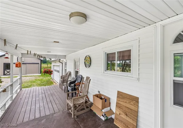 3rd image of 15124 Lake Ave, Middlefield, OH 44062 | MLS# 5222249