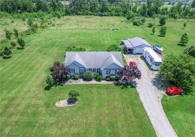 Homes for sale in Wellington, OH | 25485 Clark Rd, Wellington, OH 44090 | MLS# 5223056