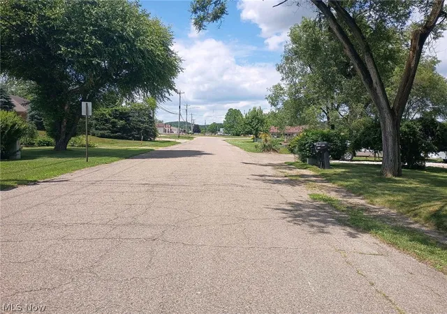 Sale Pending at 1641 Roanoke Ave, Uhrichsville, OH 44683 | MLS# 5223277 | Listing updated on 2026-07-08