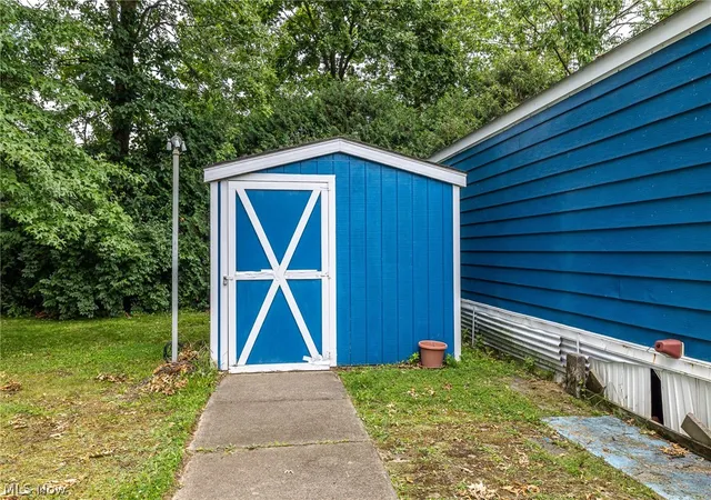 Photo 3 of Single family home for sale at 35157 Ctr Ridge Rd, North Ridgeville, OH 44039 | MLS# 5223204 | Listing updated on 2026-08-17