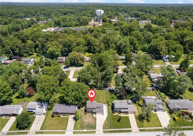 3rd image of 3865 Silver Wood Dr, Stow, OH 44224 | MLS# 5221284