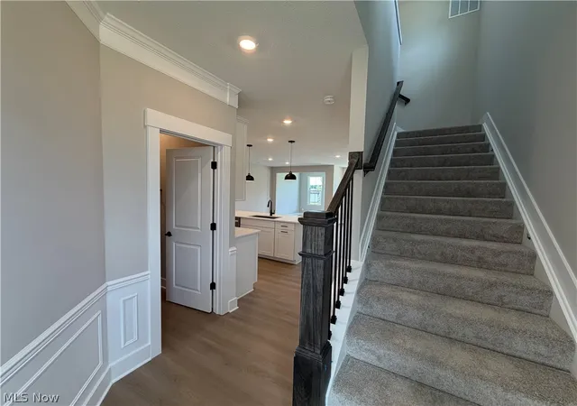 2nd image of 32736 Sandridge Run, Avon Lake, OH 44012 | MLS# 5223314