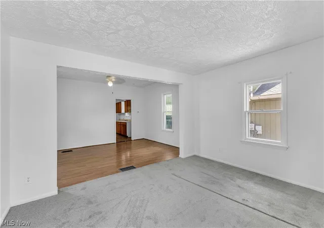 3rd image of 315 Plymouth Ave, Girard, OH 44420 | MLS# 5222513