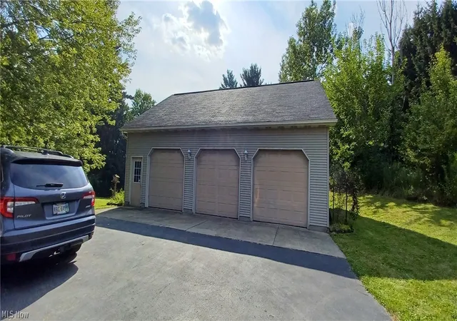 Photo 2 of Sale Pending at 13900 South Ave, Columbiana, OH 44408 | MLS# 5223164 | Listing updated on 2026-08-11