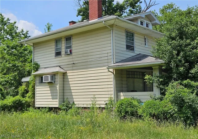 Photo 3 of Single family home for sale at 12414 Forest Grv Ave, Cleveland, OH 44108 | MLS# 5222288 | Listing updated on 2026-08-17