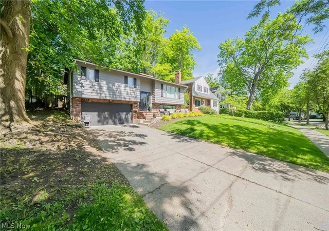 Photo 2 of Single family home for sale at 2314 Lyndway Rd, Beachwood, OH 44122 | MLS# 5216189 | Listing updated on 2026-07-23