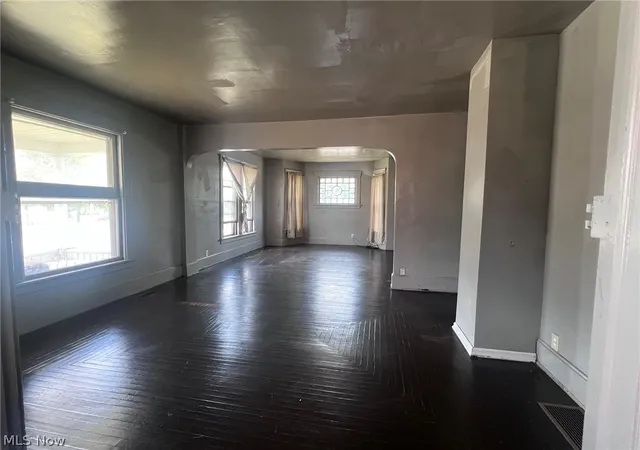 Homes for sale in Elyria, OH | 611 West Ave, Elyria, OH 44035 | MLS# 5223299