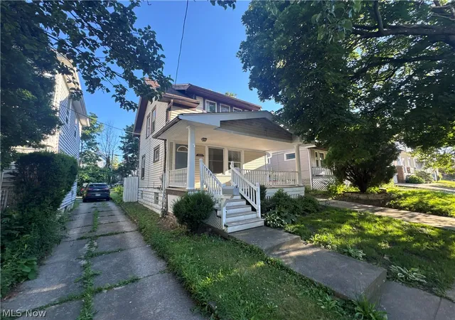 Photo 3 of Single family home for sale at 2311 Montclair Ave, Cleveland, OH 44109 | MLS# 5222520 | Listing updated on 2026-08-04