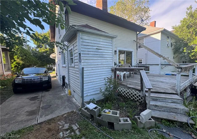 Photo 4 of Single family home for sale at 2311 Montclair Ave, Cleveland, OH 44109 | MLS# 5222520 | Listing updated on 2026-08-04