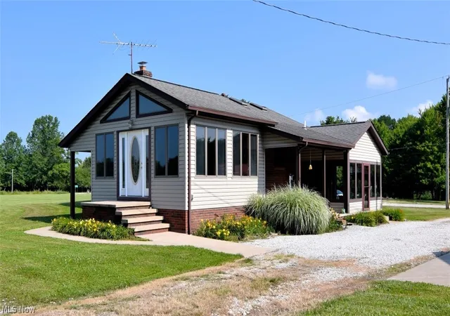 5th image of 15227 Leroy Rd, Thompson, OH 44086 | MLS# 5222163