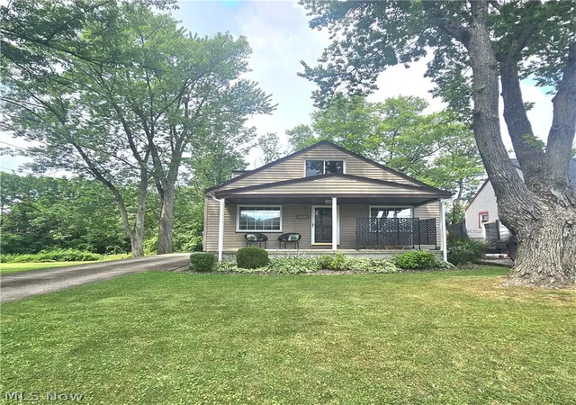 Homes for sale in Niles, OH | 2231 N Glenwood Ave, Niles, OH 44446 | MLS# 5223226