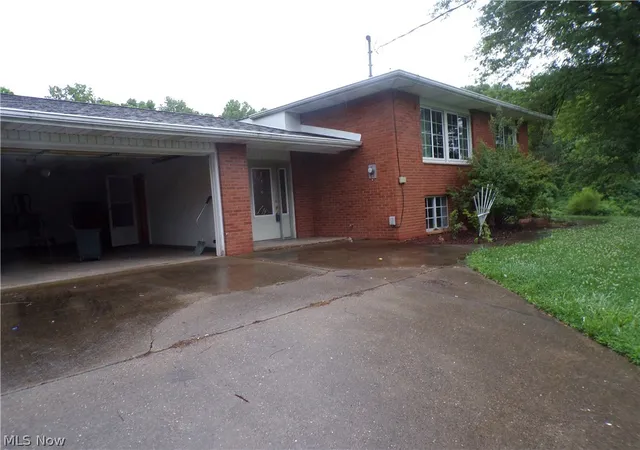 2nd image of 1617 Missouri Run Road, Parkersburg, WV 26101 | MLS# 5223208