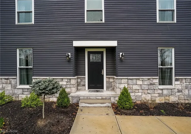 2nd image of 5433 Fleetwood Ave Nw, Canton, OH 44718 | MLS# 5223053