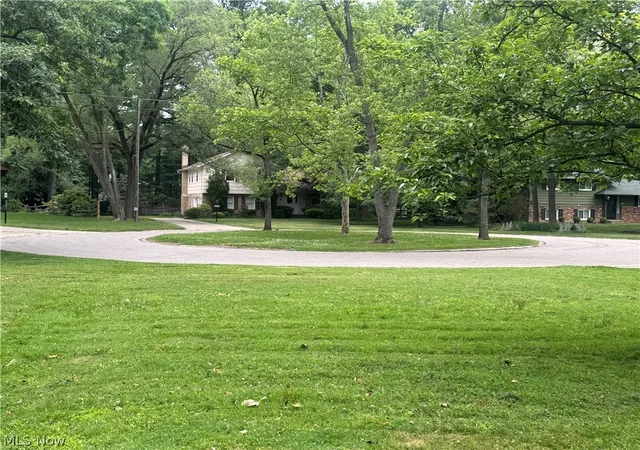 2nd image of 25853 Euclid Chagrin Pkwy, Richmond Heights, OH 44143 | MLS# 5222827