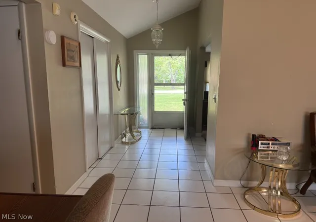 3rd image of 25853 Euclid Chagrin Pkwy, Richmond Heights, OH 44143 | MLS# 5222827