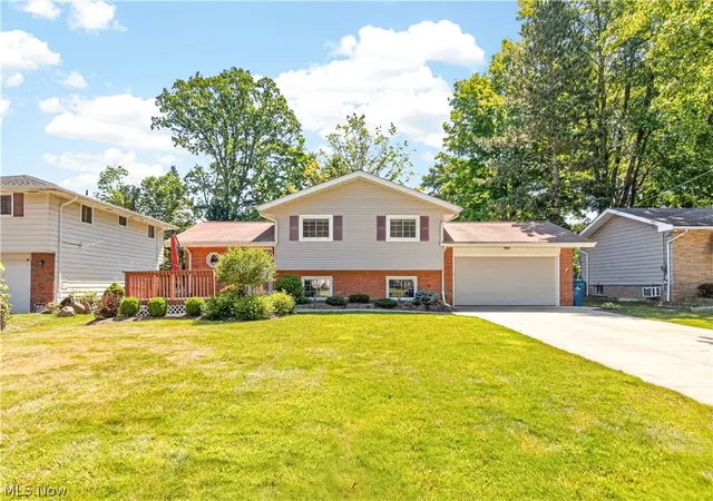 Homes for sale in North Olmsted, OH | 5051 Berkshire, North Olmsted, OH 44070 | MLS# 5222238