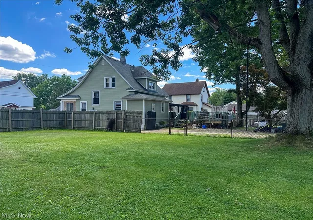 Homes for sale in Niles, OH | 554 Stanton Ave, Niles, OH 44446 | MLS# 5222000