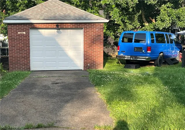 28th image of 3931 Rush Blvd, Youngstown, OH 44512 | MLS# 5223196
