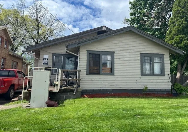Homes for sale in Youngstown, OH | 2740 South Ave, Youngstown, OH 44502 | MLS# 5223554