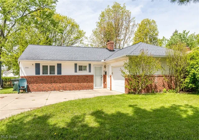 Homes for sale in Mayfield Heights, OH | 1346 Ranchland Dr, Mayfield Heights, OH 44124 | MLS# 5223104