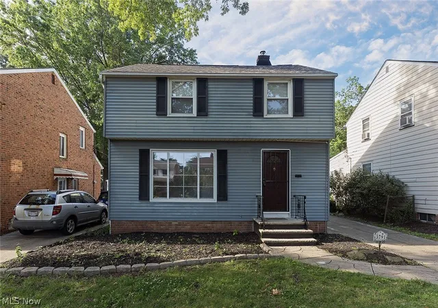 Photo 2 of Single family home for sale at 3791 Fairoaks Rd, Cleveland, OH 44121 | MLS# 5221731 | Listing updated on 2026-10-05