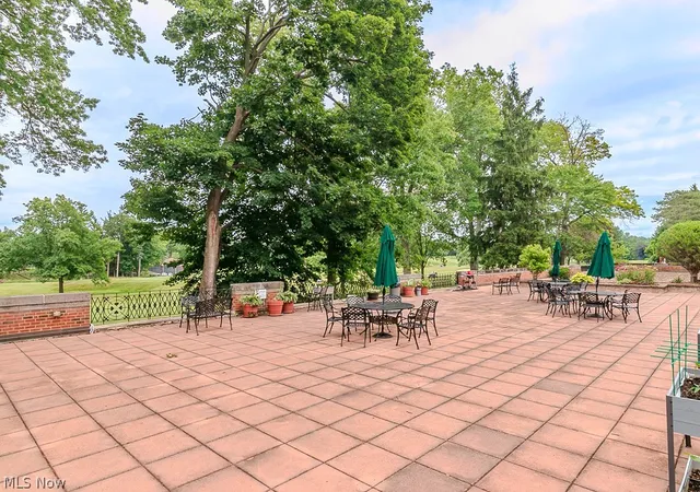 2nd image of 19201 Van Aken Blvd, Shaker Heights, OH 44122