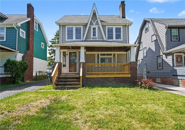 Homes for sale in Cleveland Heights, OH | 3394 Lownesdale Rd, Cleveland Heights, OH 44112 | MLS# 5223511
