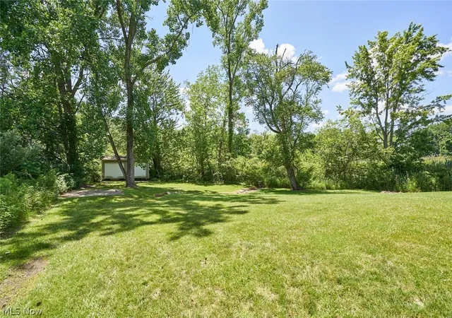 Homes for sale in Kent, OH | 890 892 Irish Rd, Kent, OH 44240 | MLS# 5222648