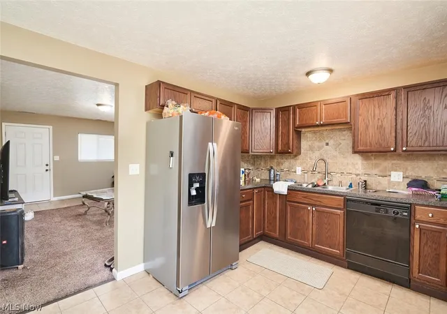 Homes for sale in Kent, OH | 890-892 Irish Rd, Kent, OH 44240 | MLS# 5222648