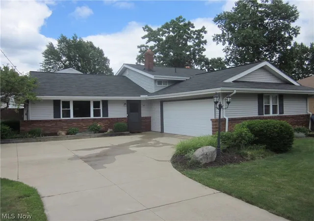 Homes for sale in Brunswick, OH | 4039 Magnolia Dr, Brunswick, OH 44212 | MLS# 5223620