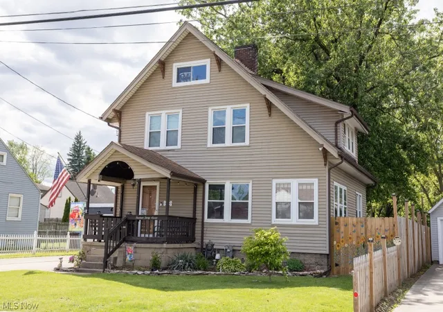 2nd image of 1437 Brooklyn Ave Sw, Canton, OH 44710 | MLS# 5223732