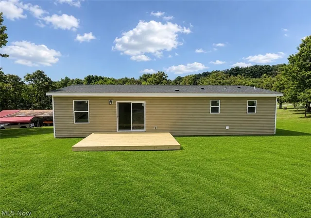 Homes for sale in East Liverpool, OH | 1055 May Rd, East Liverpool, OH 43920 | MLS# 5222575