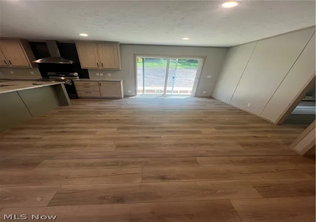 Homes for sale in East Liverpool, OH | 1055 May Rd, East Liverpool, OH 43920 | MLS# 5222575