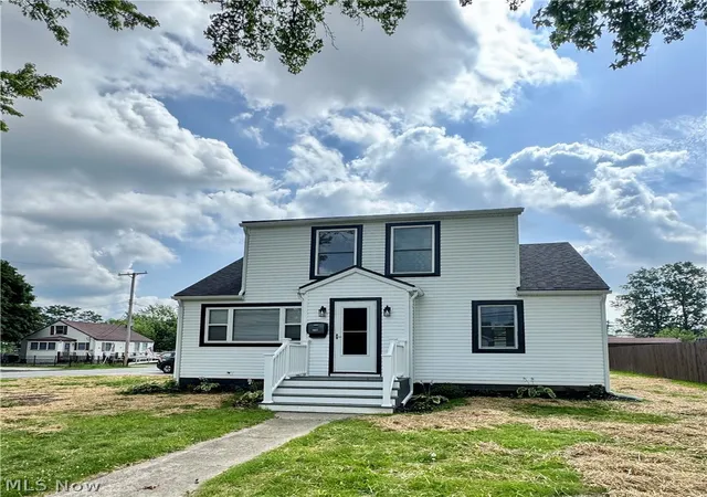 2nd image of 3706 Fargo Dr, Ashtabula, OH 44004 | MLS# 5223725