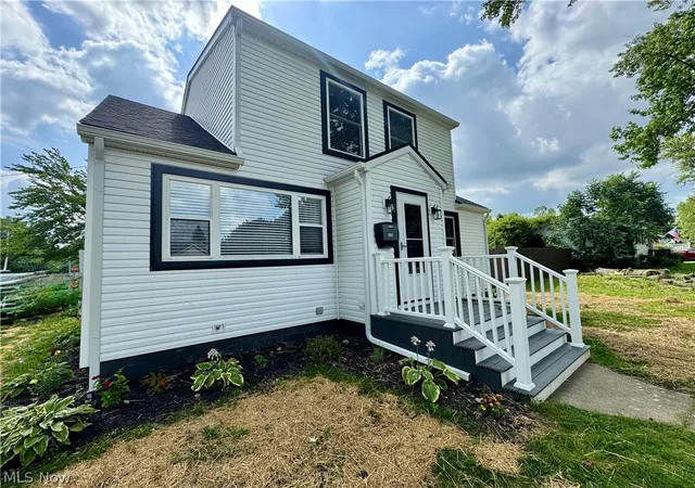 3rd image of 3706 Fargo Dr, Ashtabula, OH 44004 | MLS# 5223725