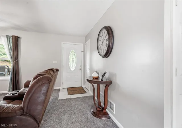 Photo 4 of Single family home for sale at 1341 Race St, Zanesville, OH 43701 | MLS# 5223743 | Listing updated on 2026-07-16