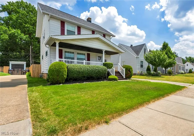 Homes for sale in Parma, OH | 5697 W 54Th St, Parma, OH 44129 | MLS# 5223339