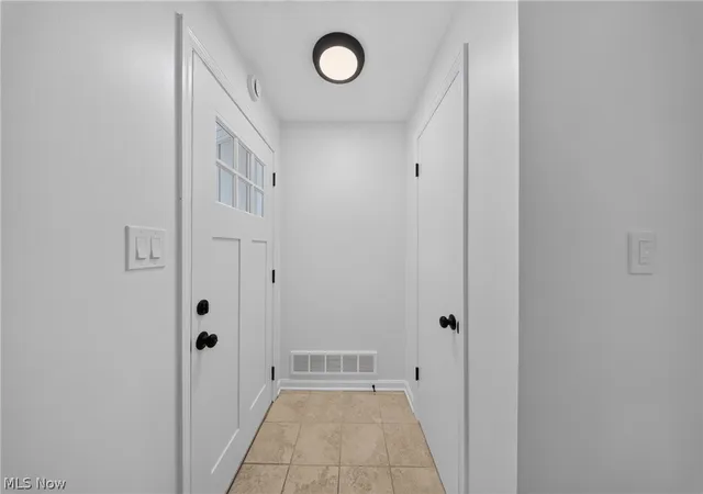 Photo 3 of Sale Pending at 13986 Cherokee Trl, Cleveland, OH 44130 | MLS# 5223337 | Listing updated on 2026-07-29